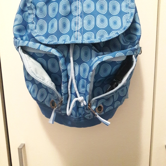 Nike Drawstring Backpack - Picture 3 of 6